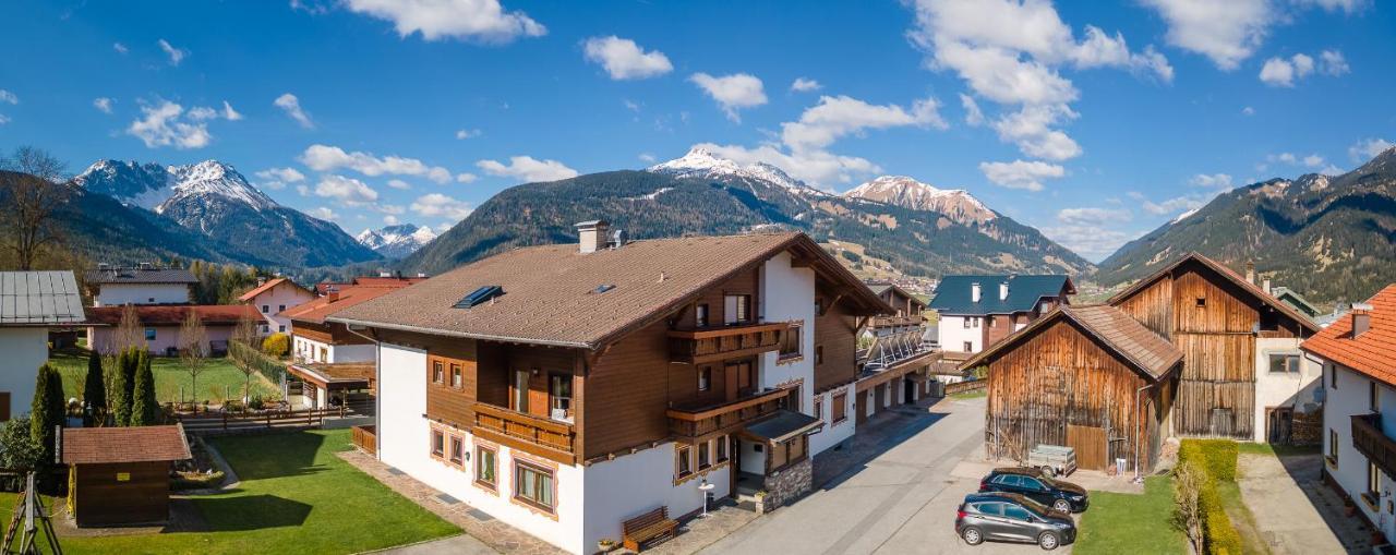 Gaestehaus Wilhelmshof Ehrwald Exterior photo